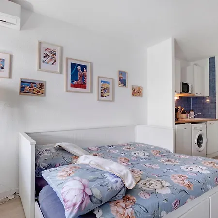 Appartement Cosy A Antibes-piscine